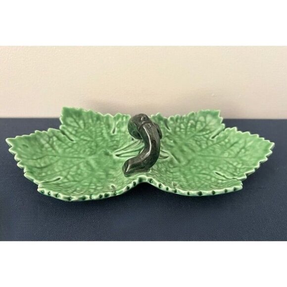 Vintage BELO Double Grape Leaf Dish w/ Branch Handle 560 Made‎ in Portugal - Picture 1 of 5